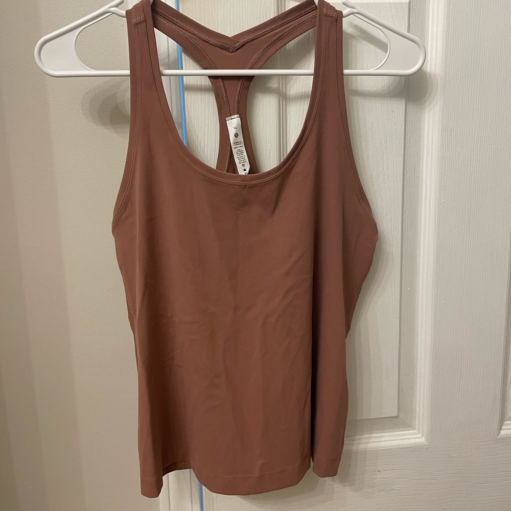 Lululemon tank